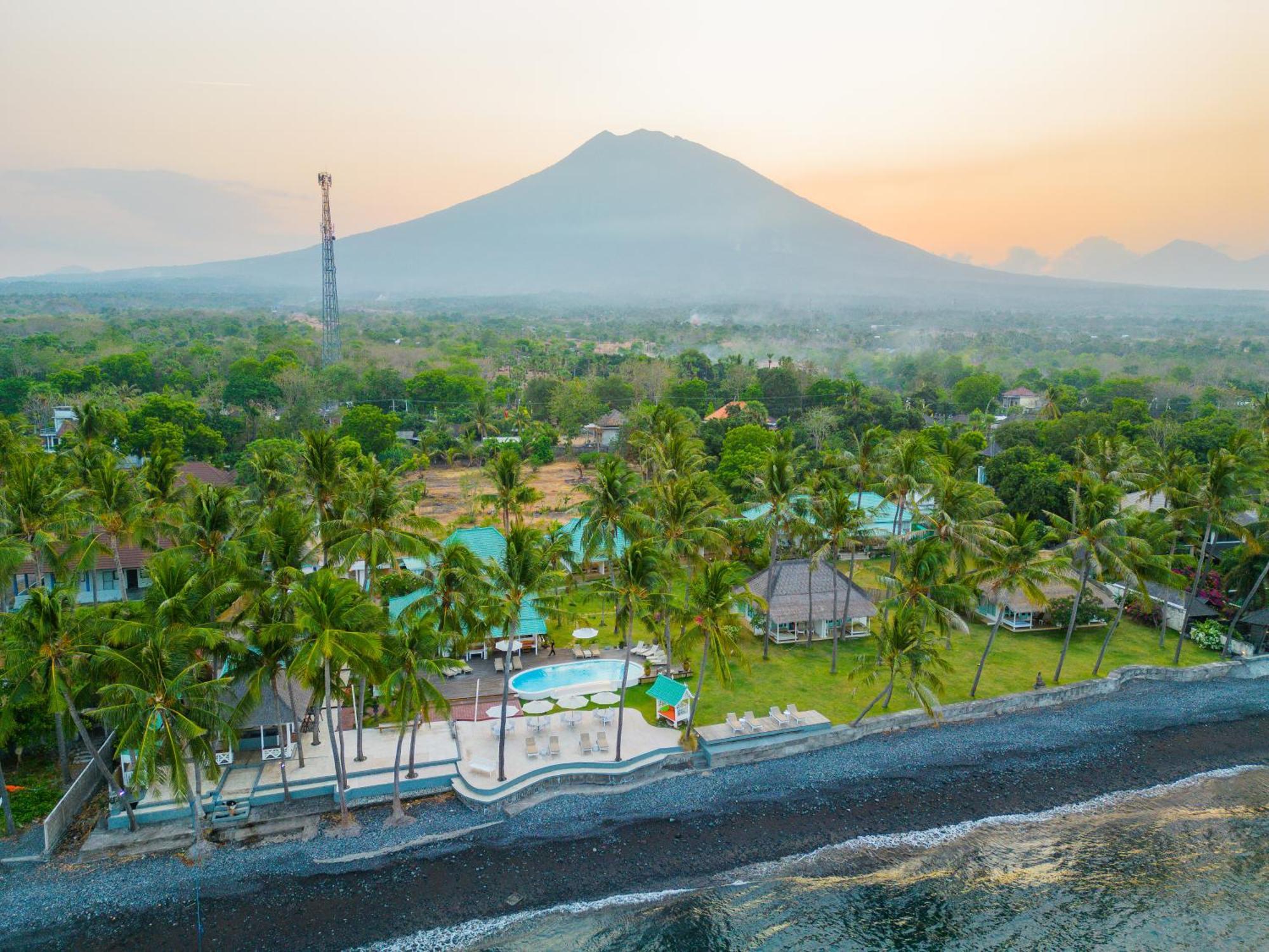 Scuba Seraya Resort Tulamben  Ngoại thất bức ảnh